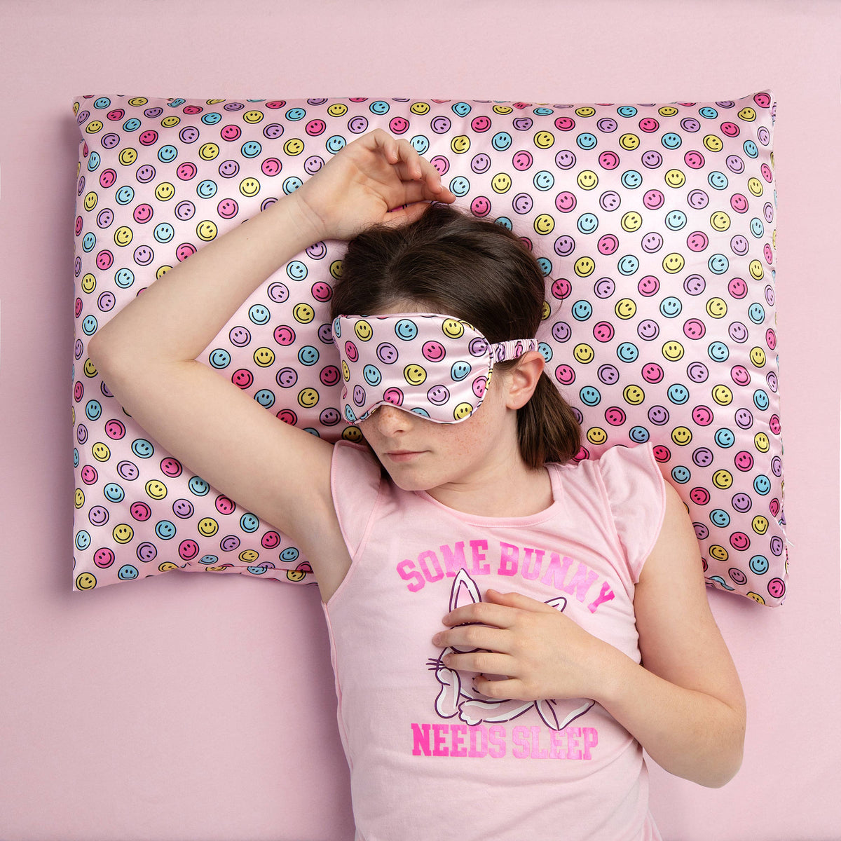 Smiley Satin Pillowcase Bedding Anti Frizz Pillow Case