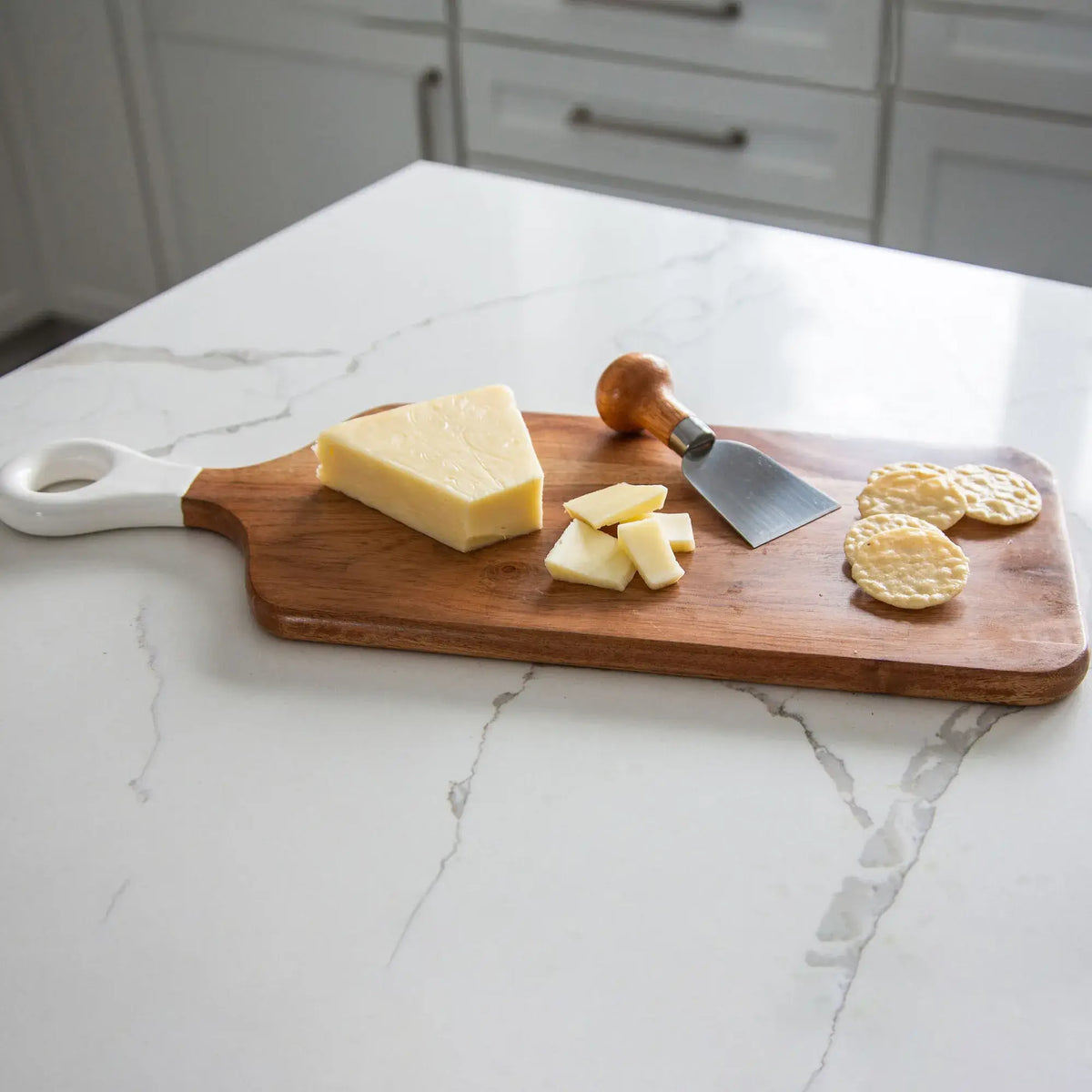 Collection Bois+Blanc Planche à charcuterie rectangulaire en bois d'acacia
