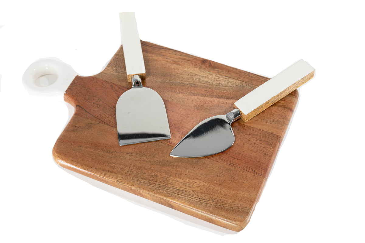 Charcuterie Board and Set of 2 Knives