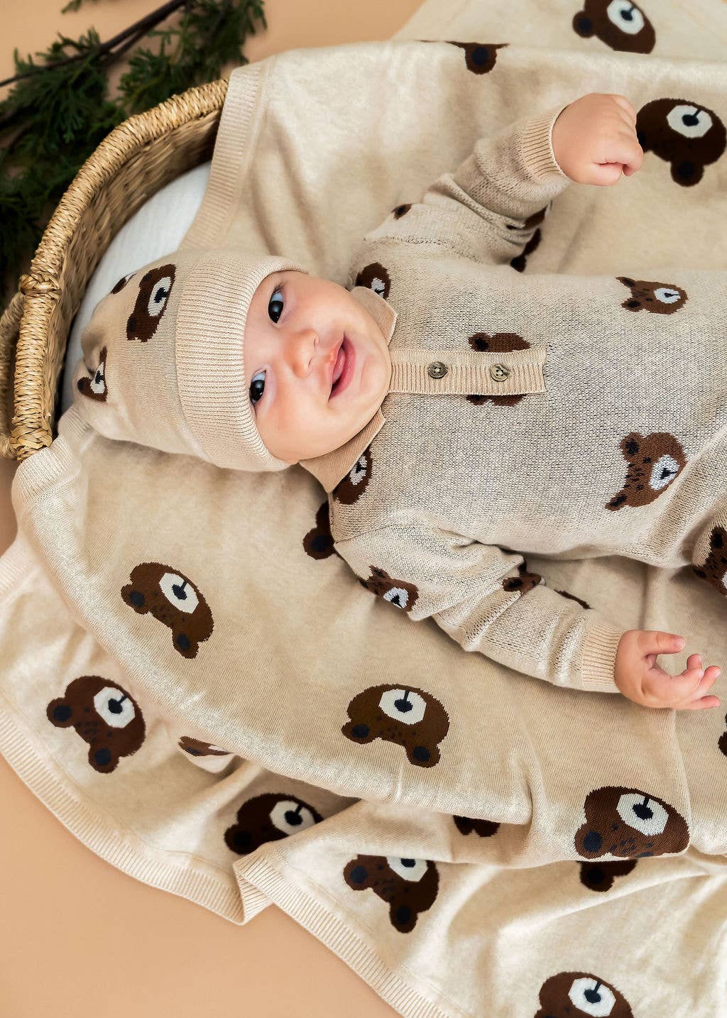 Couverture bébé en coton bio personnalisée avec ourson brun