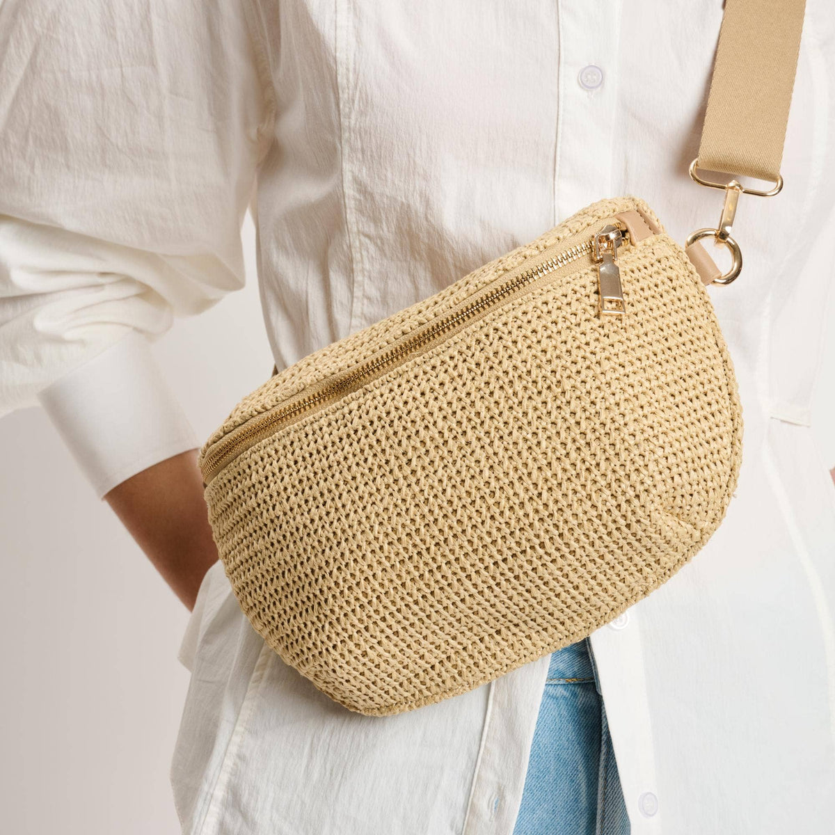 Large woven Checker Belt Bag