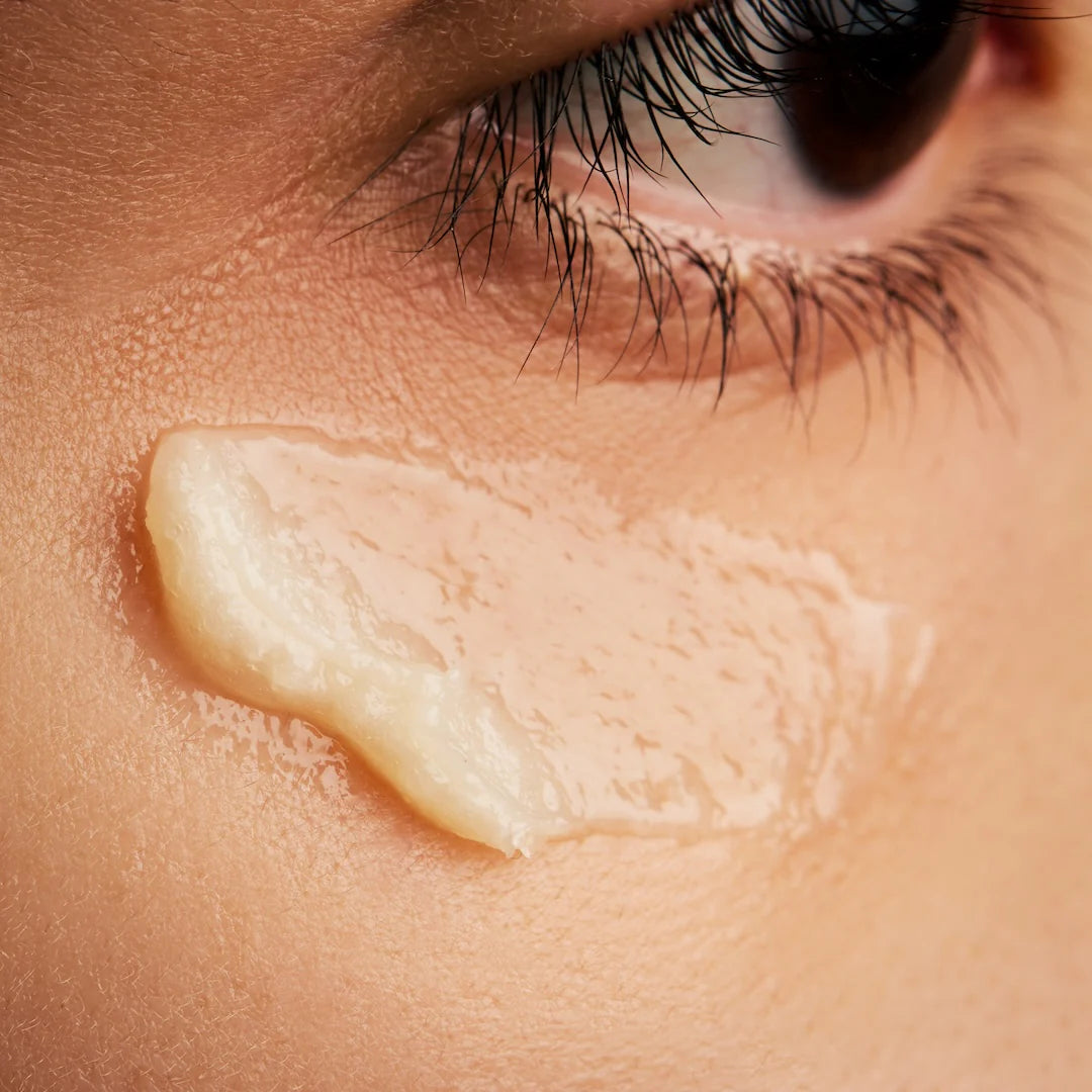 Beauty from bees- eye crème