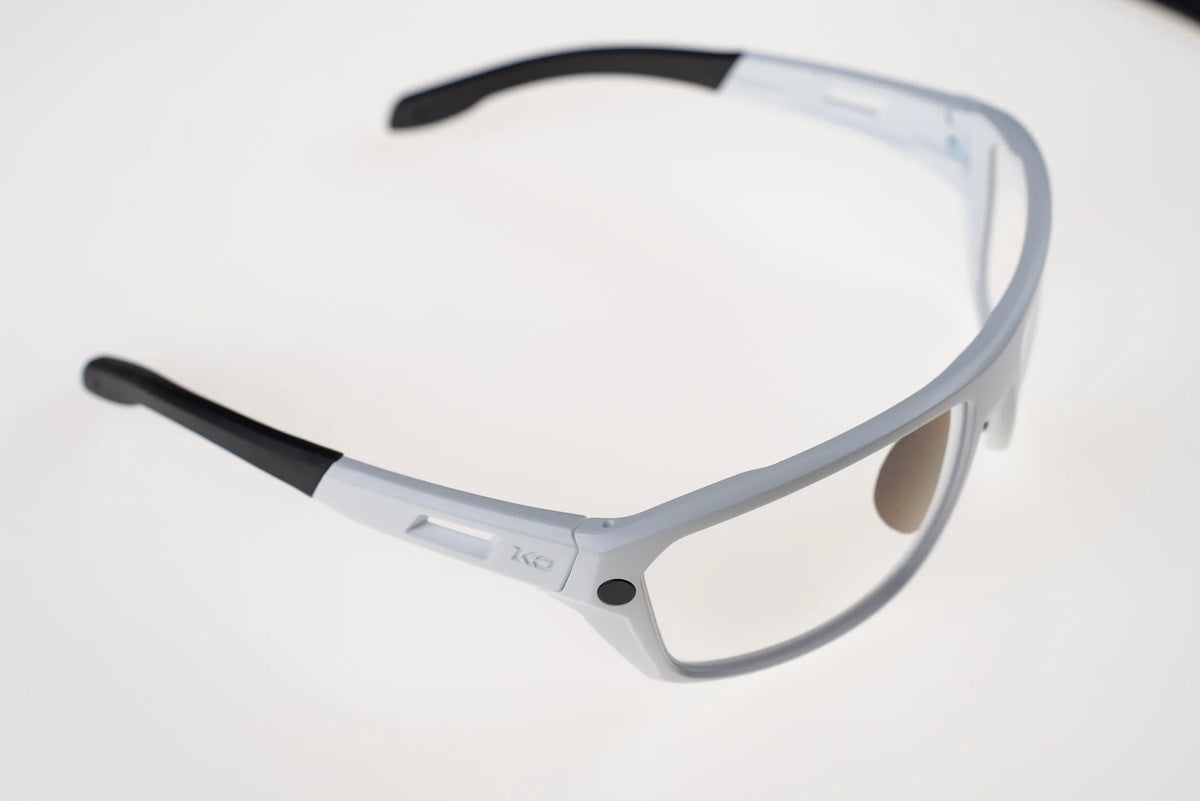 Lunettes de pickleball Knockout Optics : blanches