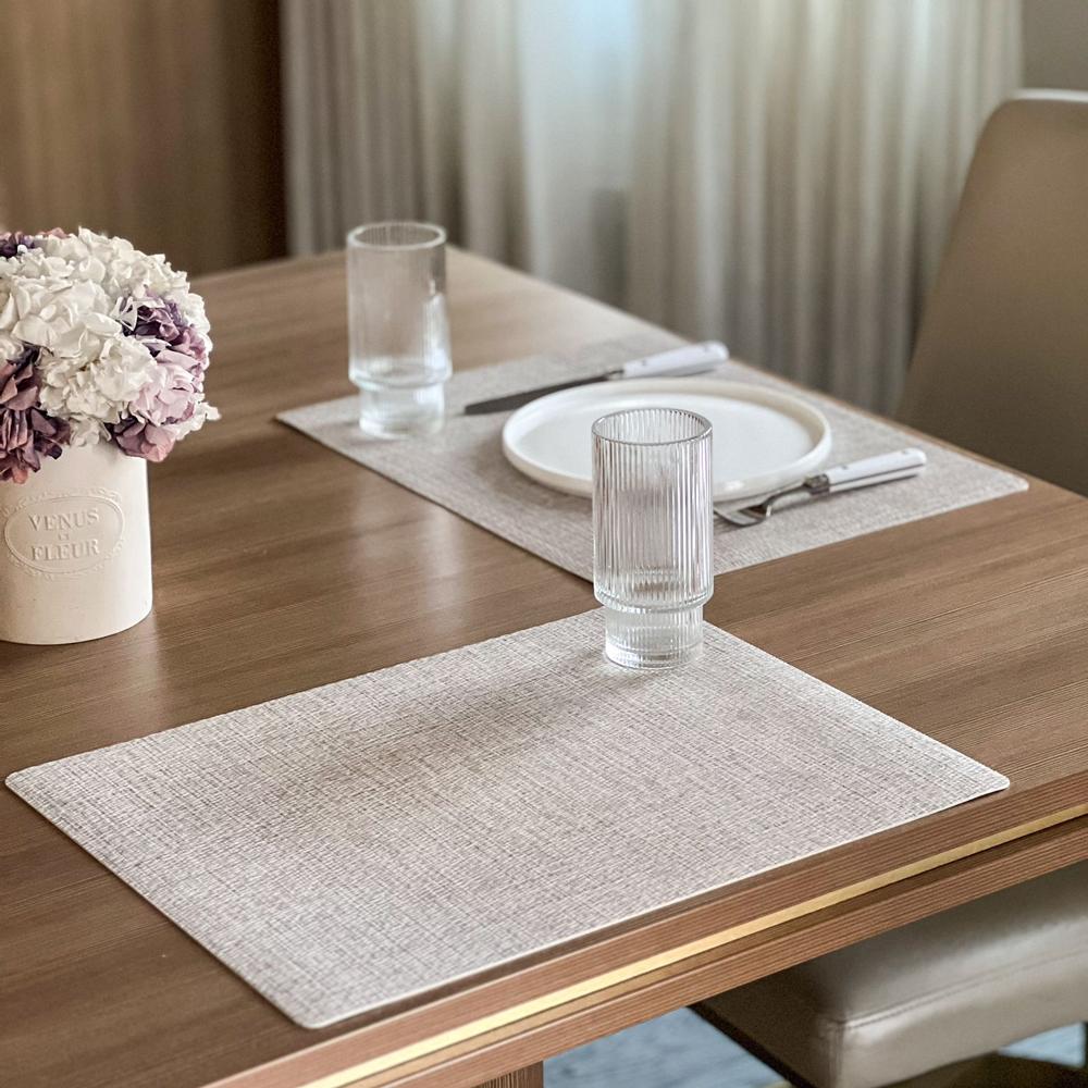 Rectangular grey placemat