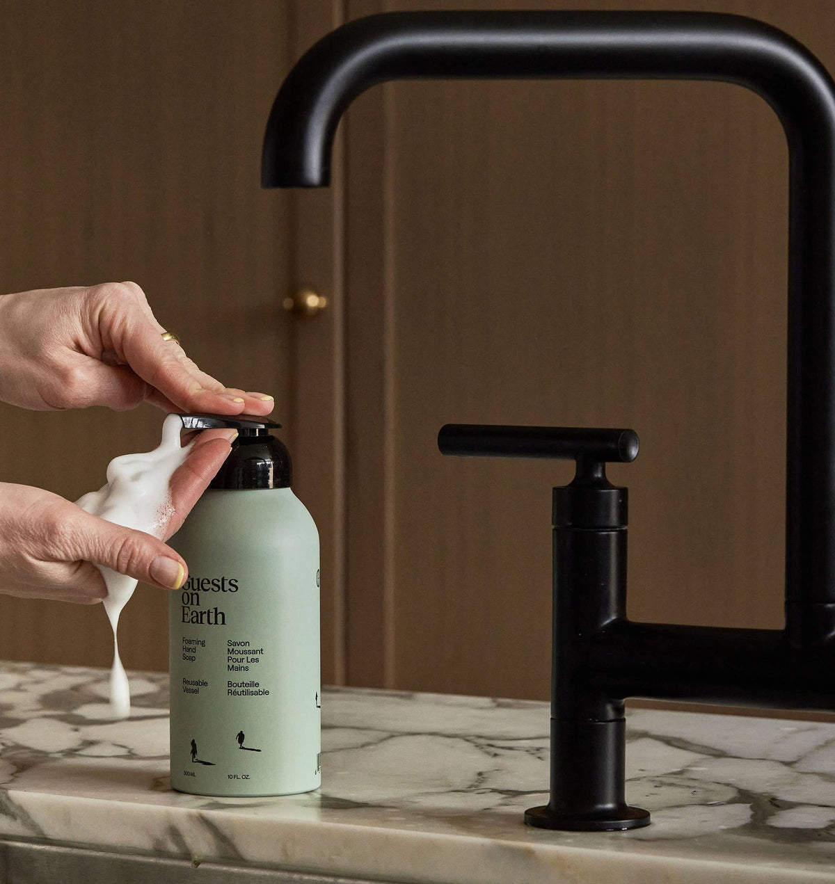 Savon moussant pour les mains Guests on earth