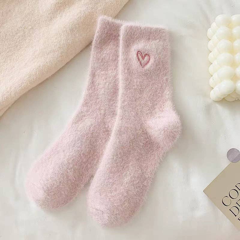 Embroidered heart Fuzzy Plush Socks