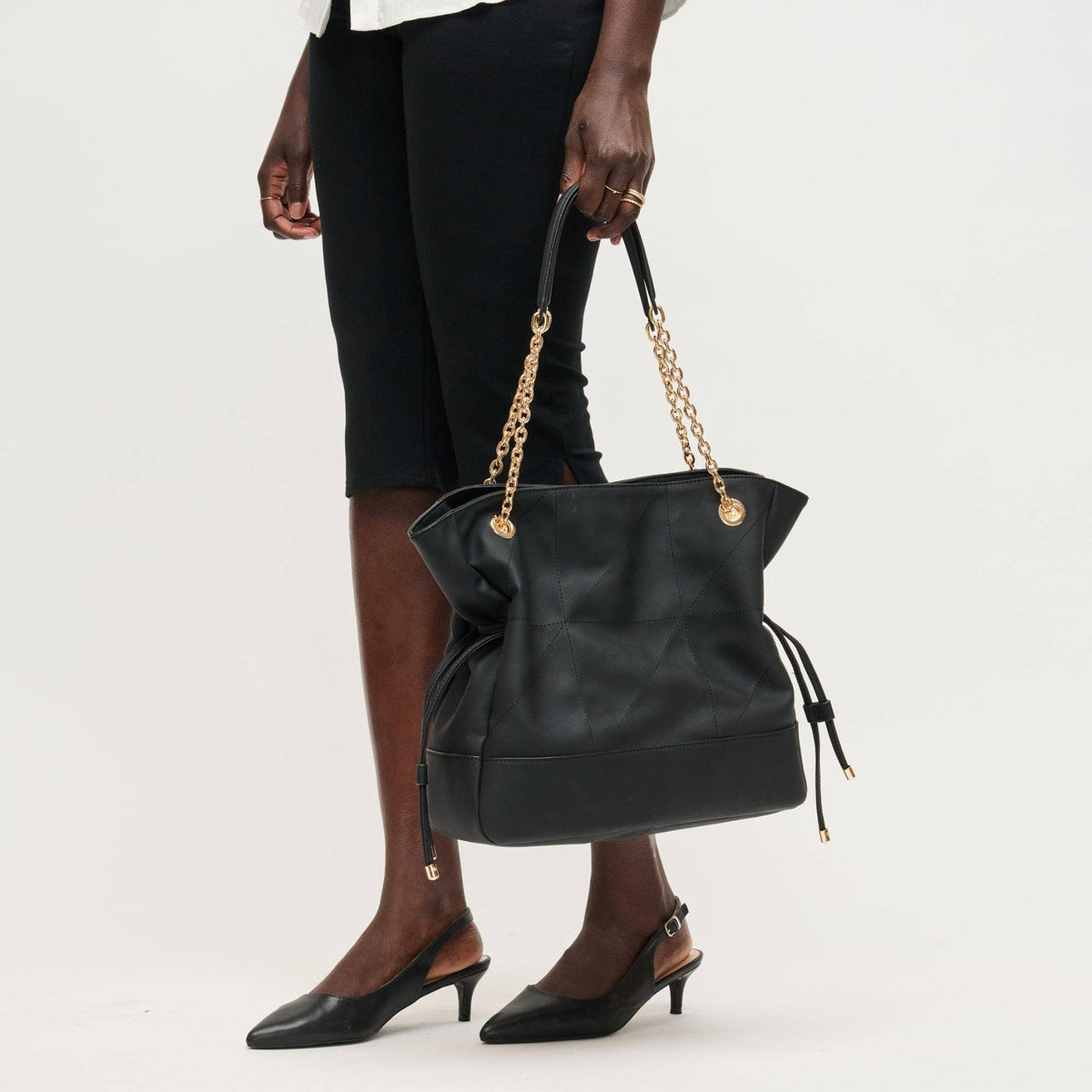 Sac cabas matelassé à cordon - noir