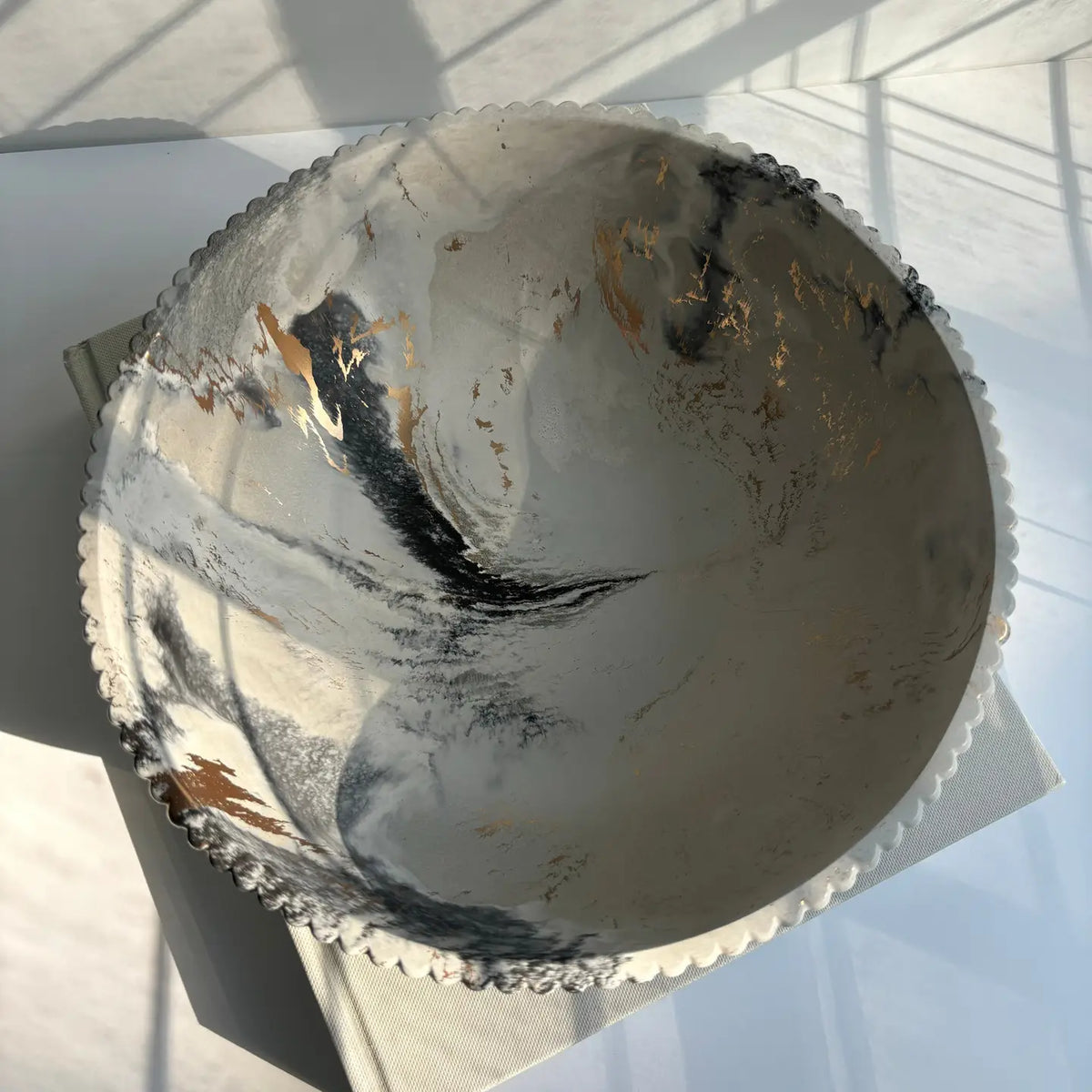 Black marble concrete fluted bowl