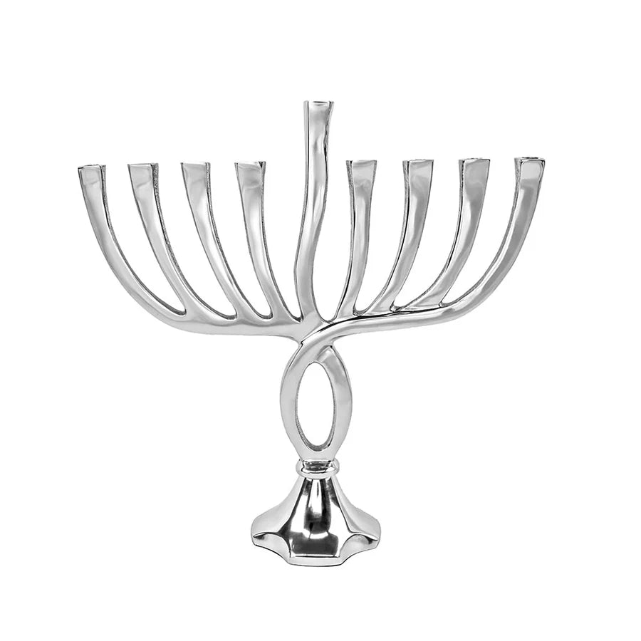 Menorah en métal à motif torsadé