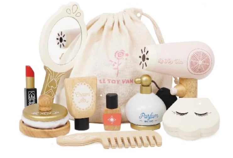 VANITY STAR wooden BEAUTY KIT