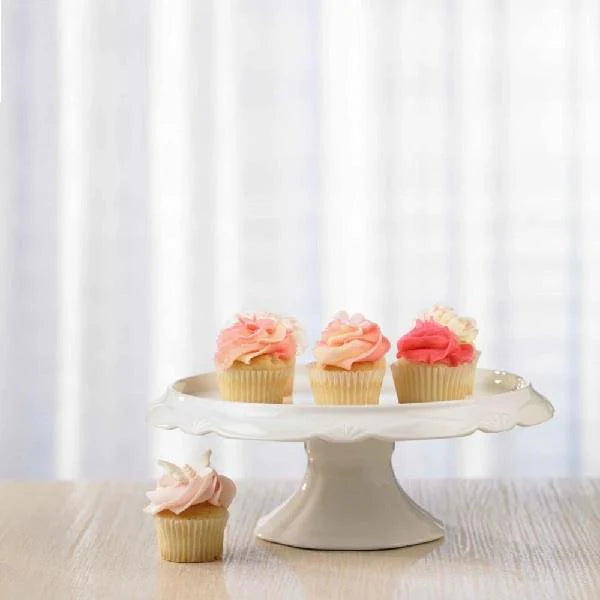 Pedestal cake with glass dome