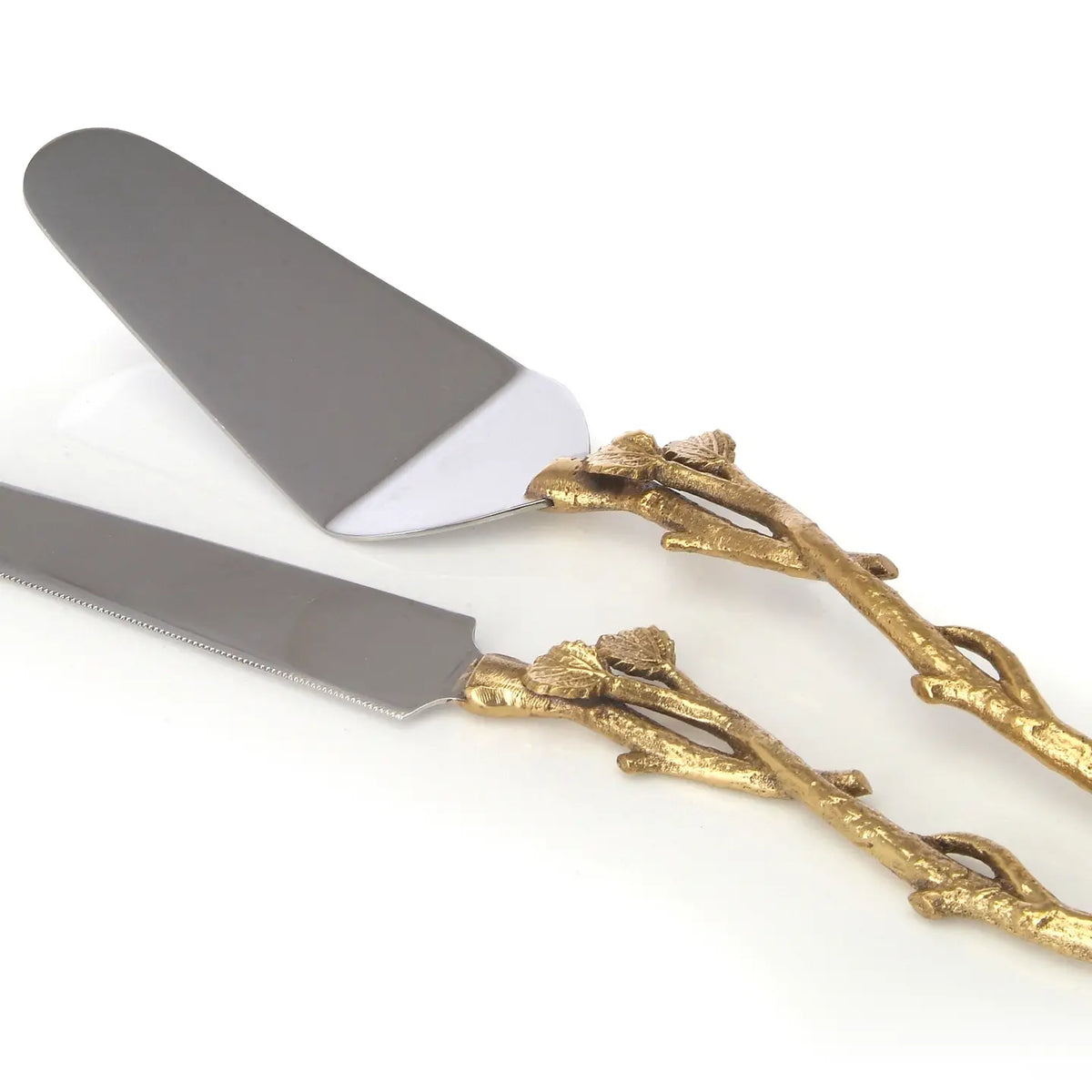 cake server and knife set with gold leaf motif