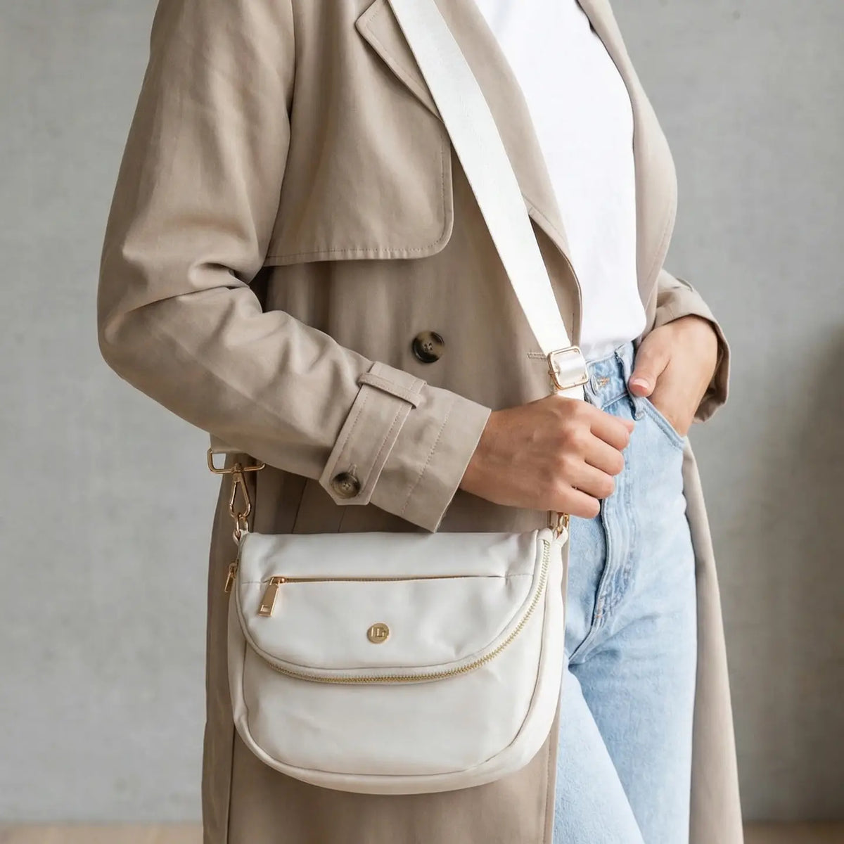 Sac bandoulière et banane en nylon – grand, crème
