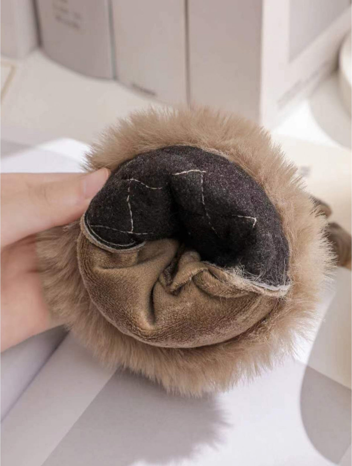 Faux fur trim Shiny bubble bronze Gloves