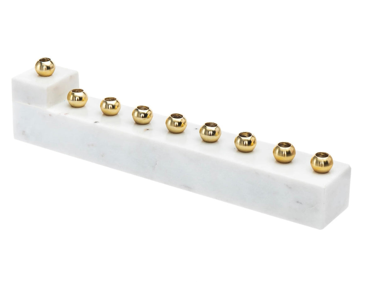 Menorah en marbre en forme de L