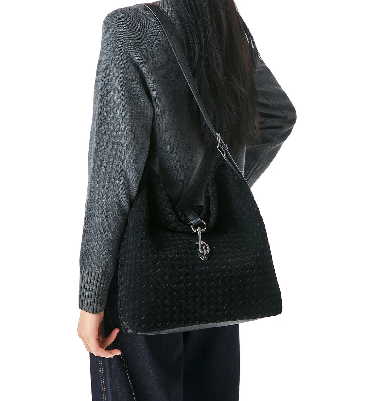 Sac à l’épaule en suède végétalien tissé – Noir