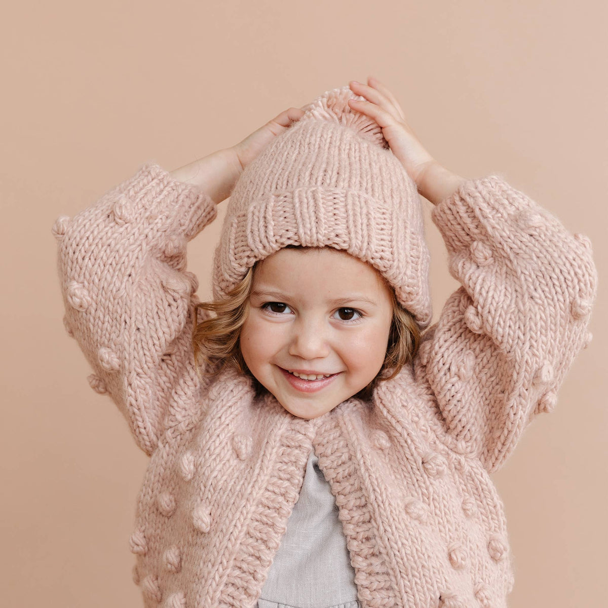 Bonnet à pompon classique - Rose poudré