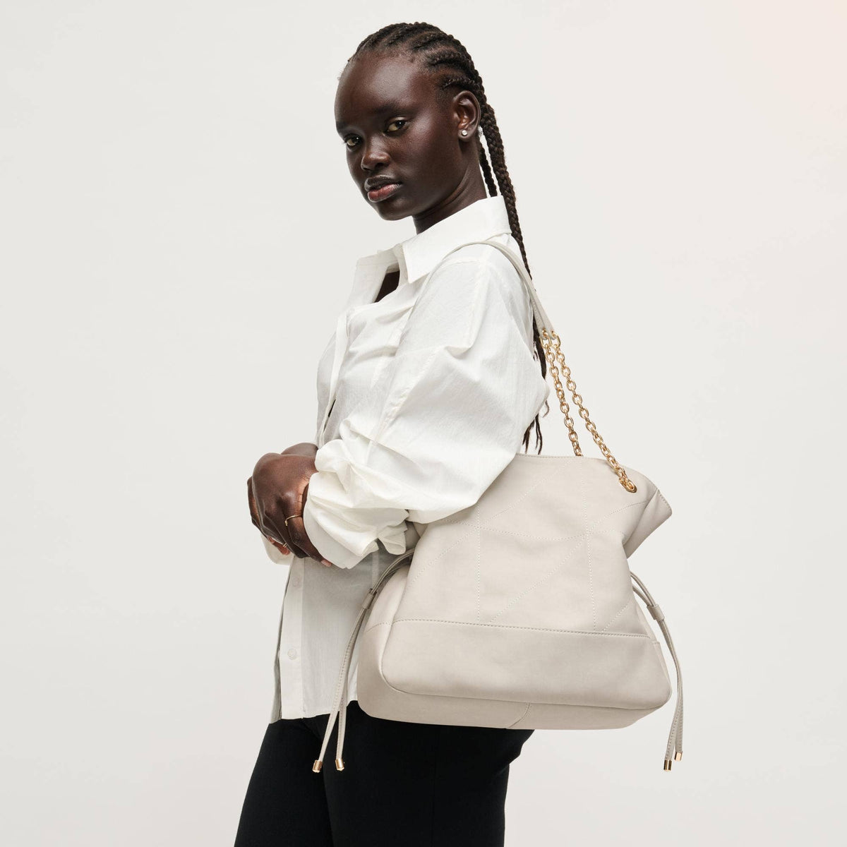 Cinched quilted Tote - ivory