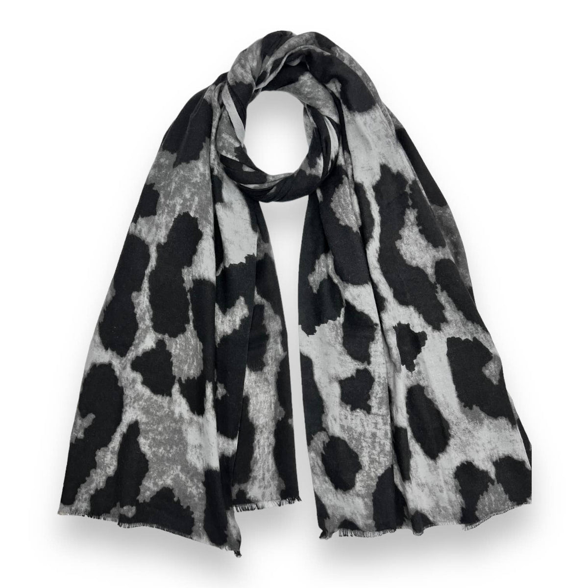 Big leopard print of medium weight scarf